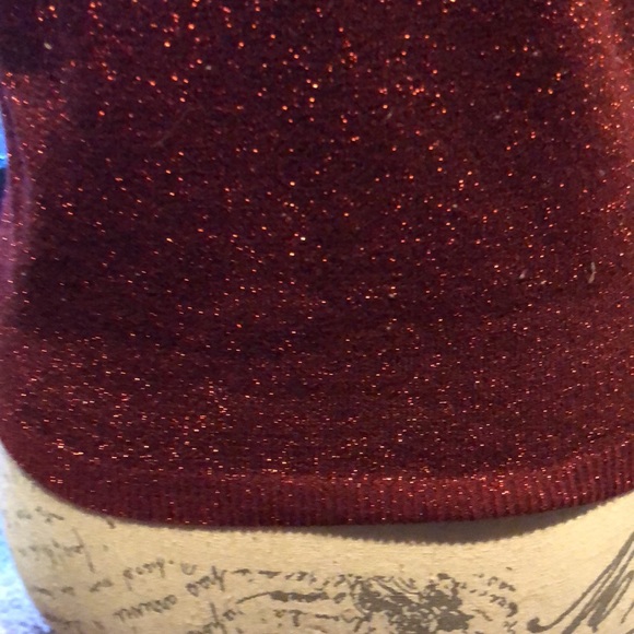 French connection size medium red short sleeved top - Picture 6 of 8